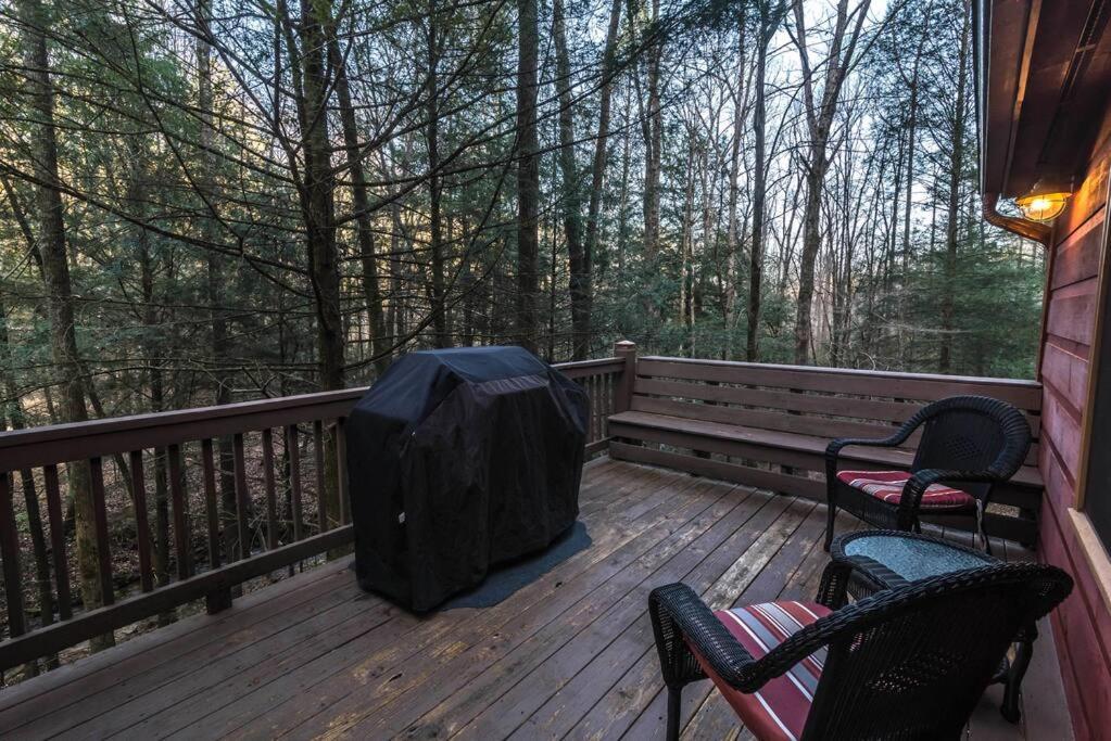 Private Creekside Cabin+Hot Tub,Pool Table, & Pets Ellijay Buitenkant foto
