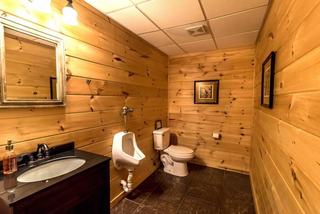 Private Creekside Cabin+Hot Tub,Pool Table, & Pets Ellijay Buitenkant foto