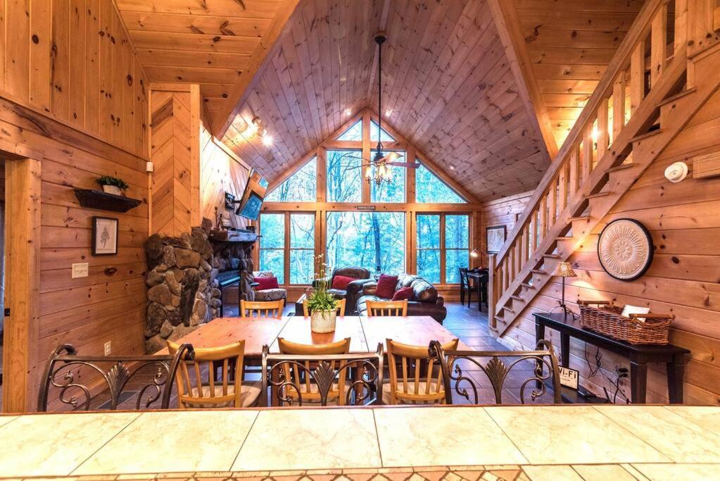 Private Creekside Cabin+Hot Tub,Pool Table, & Pets Ellijay Buitenkant foto