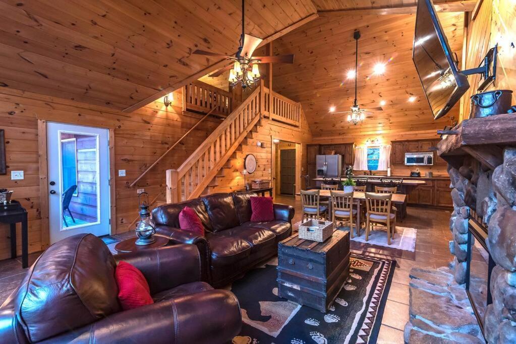 Private Creekside Cabin+Hot Tub,Pool Table, & Pets Ellijay Buitenkant foto